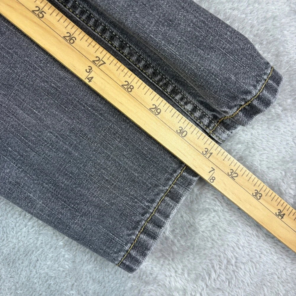 Levi's Jeans Mens 31x32 (Fits 30x31) 514 Slim Straight Gray Faded Denim